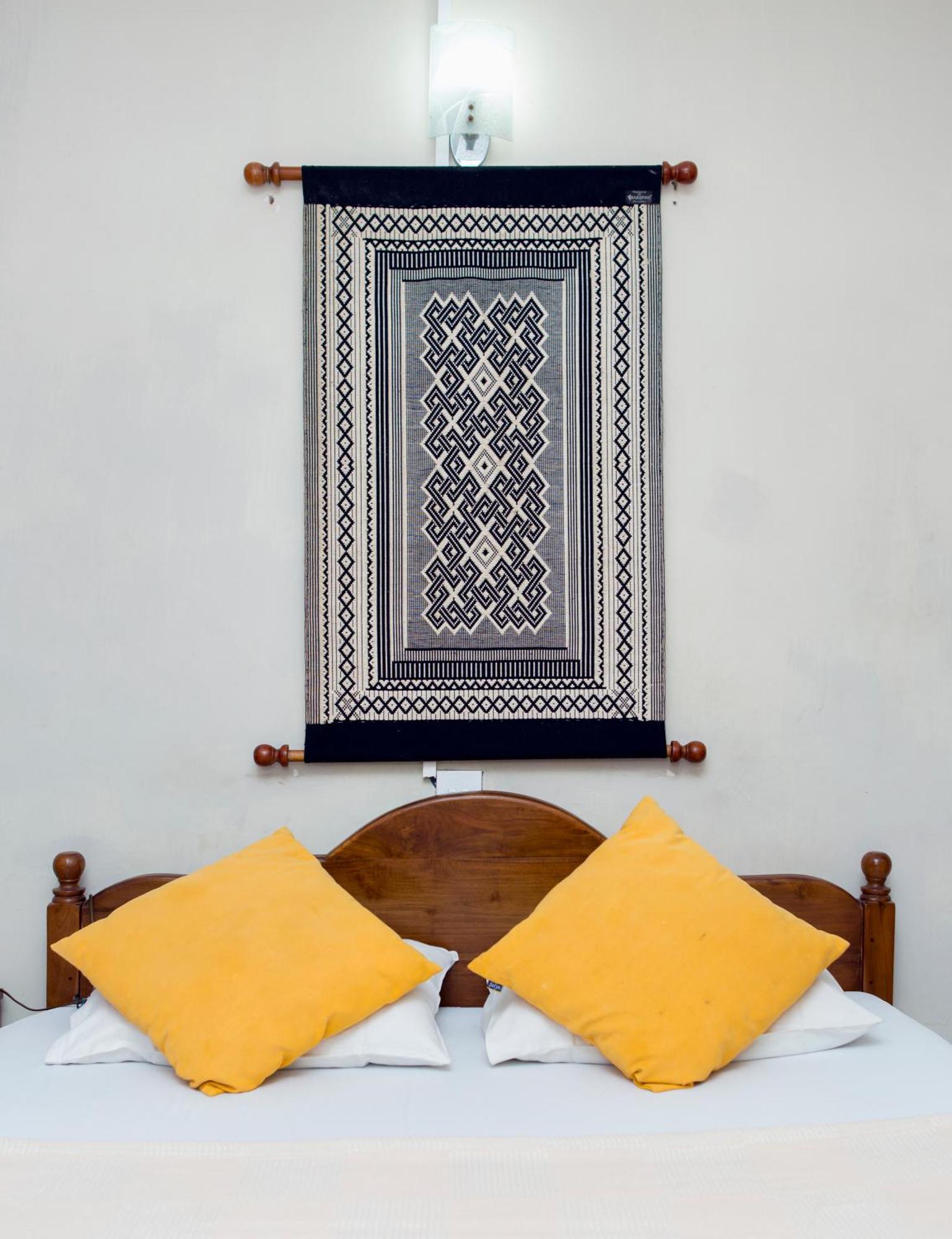 Ranveli Beach Hotel Dehiwala-Mount Lavinia Екстериор снимка