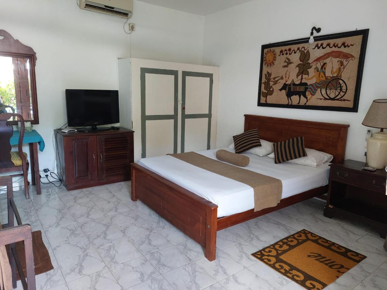 Ranveli Beach Hotel Dehiwala-Mount Lavinia Екстериор снимка