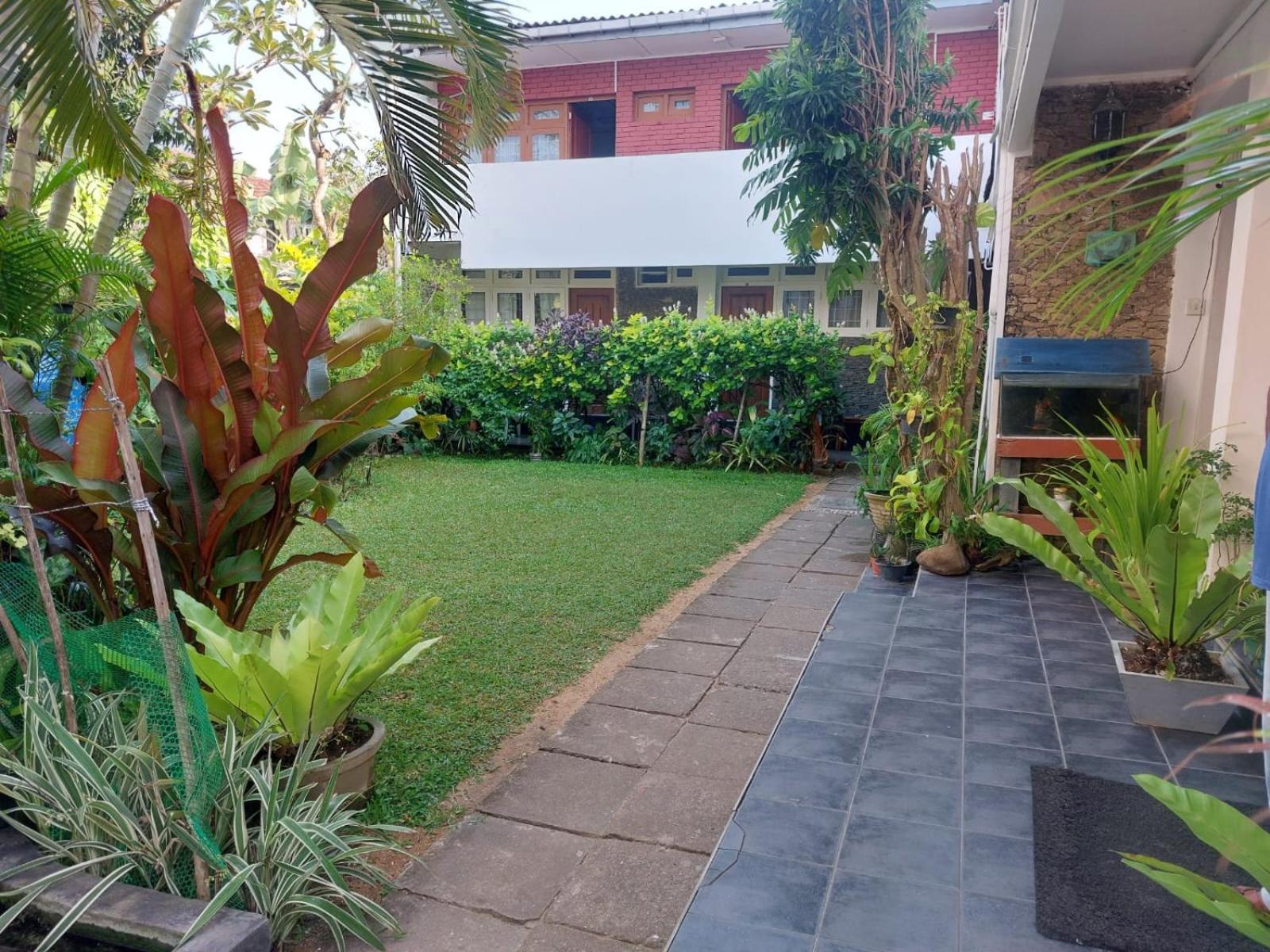 Ranveli Beach Hotel Dehiwala-Mount Lavinia Екстериор снимка
